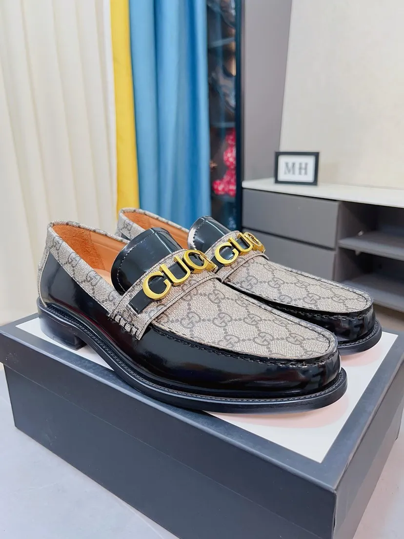 Men's shoes 💰580🌸🌸【GUCCI】 (High-end Niuli) New 🍀Gucci* - top version Gucci classic casual leather shoes! It is made of imported original cowhide and has a comfortable first layer of cowhide lining! Original wear-resistant rubber outsole! High quality products! Code number 38-44!